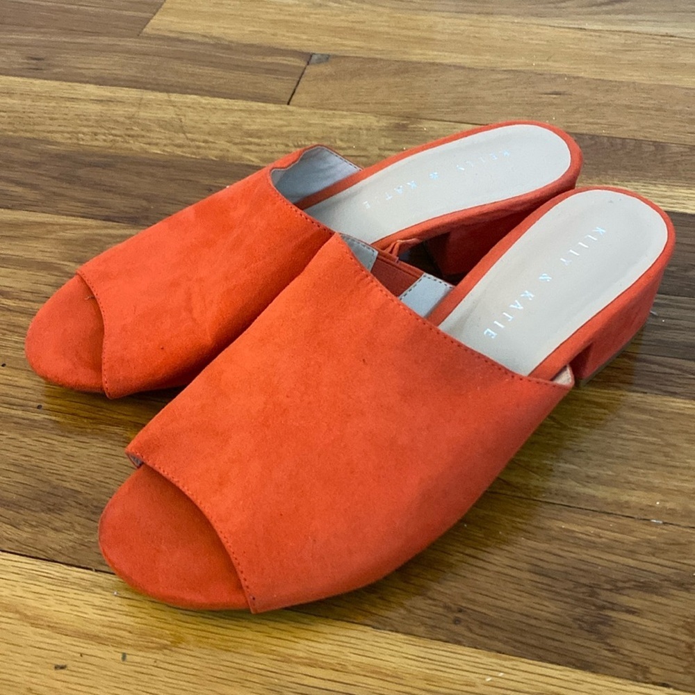 Kelly & Katie Women’s Orange Velvet Sandals Size 7